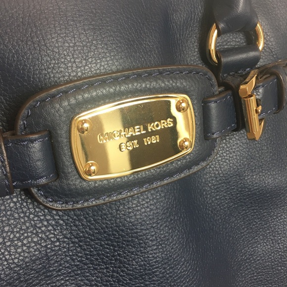 MICHAEL Michael Kors Navy leather purse and wallet - Picture 2 of 16